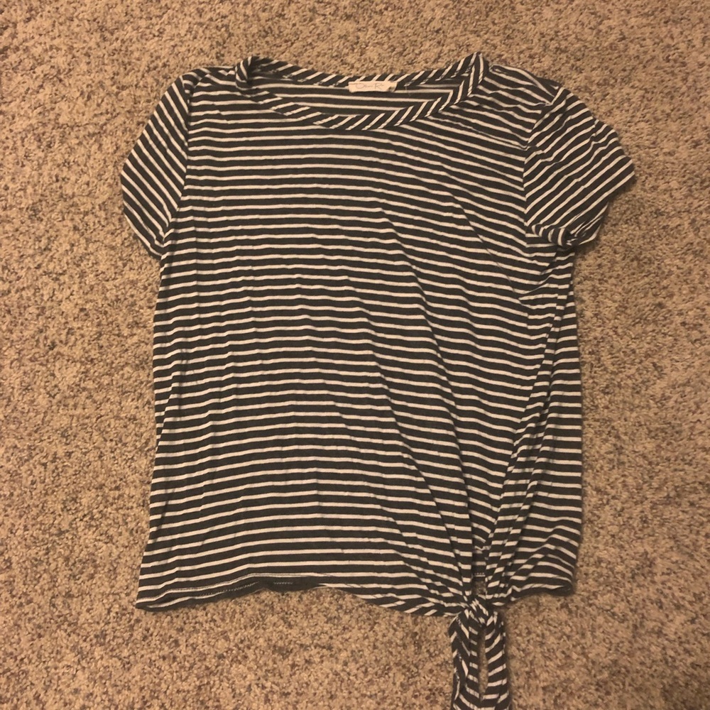Tied off striped tee